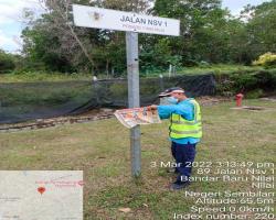 KERJA-KERJA MEMBUKA PAPAN IKLANBUNTINGBANNER HARAM