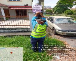 KERJA-KERJA MEMBUKA PAPAN IKLANBUNTINGBANNER HARAM