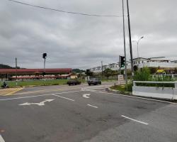 ADUAN MENGENAI KESESAKAN PERSIMPANGAN MASUK TAMAN PINGGIRAN SENAWANG