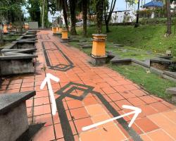 KERJA-KERJA MENANDA TAPAK PENIAGA DI TAMAN TASIK SEREMBAN.