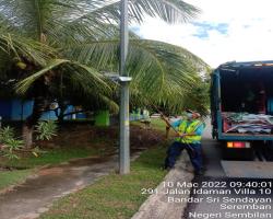 KERJA-KERJA MEMBUKA PAPAN IKLAN/BUNTING/BANNER HARAM