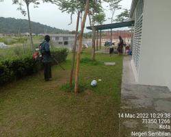 KERJA-KERJA PEMOTONGAN RUMPUT