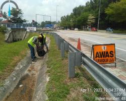 PEMBERSIHAN JALAN-JALAN SELIAAN JKR