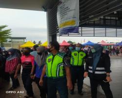 TEMPAT LETAK KERETA MYDIN SENAWANG