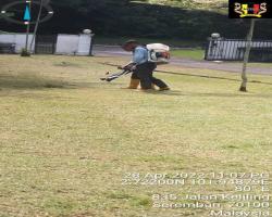 KERJA-KERJA PEMOTONGAN RUMPUT