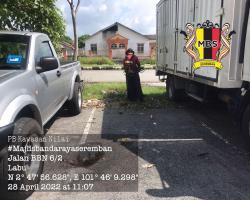 KERJA-KERJA PEMOTONGAN RUMPUT