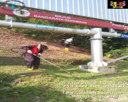 PENYELENGGARAAN RUMPUT