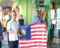 GOTONG ROYONG DI JALAN YAM TUAN