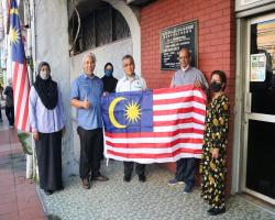GOTONG ROYONG DI JALAN YAM TUAN