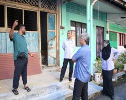 GOTONG ROYONG DI JALAN YAM TUAN