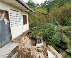 MEMBAIKPULIH CERUN RUNTUH SERTA KERJA BERKAITAN DI JALAN TERATAI 1, TAMAN MARIDA, SEREMBAN