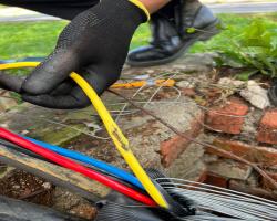 BAIKPULIH LAMPU JALAN DI PERSIARAN KORPORAT, BANDAR BARU NILAI.