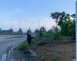 GOTONG-ROYONG DIPERSIMPANGAN PASA RAYA LOTUS