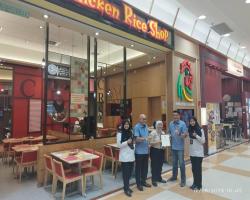 PENYERAHAN SIJIL PENGHARGAAN PREMIS MAKANAN 'A' OLEH JABATAN PEMBERSIHAN DAN KESIHATAN PERSEKITARAN, MBS