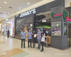 PENYERAHAN SIJIL PENGHARGAAN PREMIS MAKANAN 'A' OLEH JABATAN PEMBERSIHAN DAN KESIHATAN PERSEKITARAN, MBS