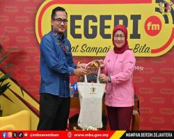 KUNJUNGAN HORMAT MAJLIS BANDARAYA SEREMBAN KE ATAS PENGARAH JABATAN PENYIARAN NEGERI SEMBILAN