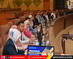 SESI PERJUMPAAN PEGAWAI - PEGAWAI BAHARU BERSAMA DATUK BANDAR MAJLIS BANDARAYA SEREMBAN