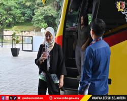 KUNJUNGAN DELEGASI ASEAN SUSTAINABLE URBANISATION FORUM KE MBS