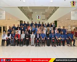KUNJUNGAN DELEGASI ASEAN SUSTAINABLE URBANISATION FORUM KE MBS