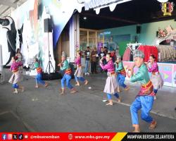 LAWATAN KE SNOWLIM WONDERLAND