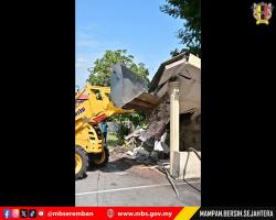 OPERASI PEROBOHAN STRUKTUR HARAM