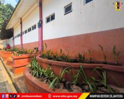 PROGRAM PENGINDAHAN LANDSKAP & PENANAMAN POKOK: “HIJAUKAN BUMI, SEGARKAN MINDA"