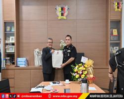 KUNJUNGAN HORMAT PENGARAH IMIGRESEN NEGERI SEMBILAN KE ATAS DATUK BANDAR