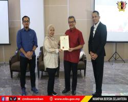 KURSUS PENGURUSAN KAUNTER PROFESIONAL: WAJAH MESRA MBS