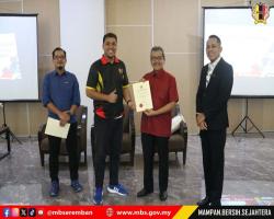 KURSUS PENGURUSAN KAUNTER PROFESIONAL: WAJAH MESRA MBS