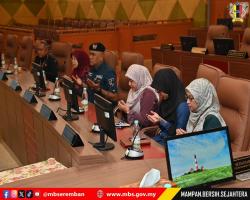 SESI PENYERAHAN SURAT KENAIKAN PANGKAT, PENGISIAN JAWATAN DAN PEMANGKUAN SERTA BACAAN IKRAR (AKU JANJI) PEGAWAI - PEGAWAI LANTIKAN BAHARU, MAJLIS BANDARAYA SEREMBAN