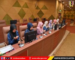 SESI PENYERAHAN SURAT KENAIKAN PANGKAT, PENGISIAN JAWATAN DAN PEMANGKUAN SERTA BACAAN IKRAR (AKU JANJI) PEGAWAI - PEGAWAI LANTIKAN BAHARU, MAJLIS BANDARAYA SEREMBAN