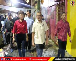 LORONG SENI SEREMBAN TERIMA ANUGERAH LORONG SENI TERPANJANG DI MALAYSIA OLEH MBOR