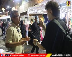 LORONG SENI SEREMBAN TERIMA ANUGERAH LORONG SENI TERPANJANG DI MALAYSIA OLEH MBOR