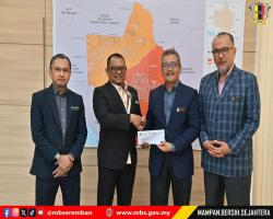 SESI PENYERAHAN SURAT KENAIKAN PANGKAT (PEMANGKUAN), MAJLIS BANDARAYA SEREMBAN