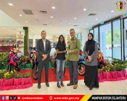 MAJLIS PENYAMPAIAN HADIAH KEMPEN CABUTAN BERTUAH KEPADA PEMBAYAR SECARA ATAS TALIAN DENGAN BAYARAN PENUH CUKAI TAKSIRAN SEHINGGA 31 DISEMBER 2026