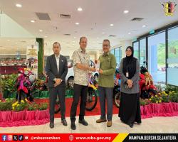 MAJLIS PENYAMPAIAN HADIAH KEMPEN CABUTAN BERTUAH KEPADA PEMBAYAR SECARA ATAS TALIAN DENGAN BAYARAN PENUH CUKAI TAKSIRAN SEHINGGA 31 DISEMBER 2026