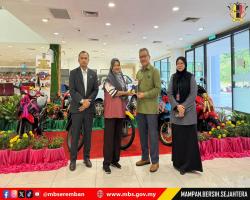 MAJLIS PENYAMPAIAN HADIAH KEMPEN CABUTAN BERTUAH KEPADA PEMBAYAR SECARA ATAS TALIAN DENGAN BAYARAN PENUH CUKAI TAKSIRAN SEHINGGA 31 DISEMBER 2026