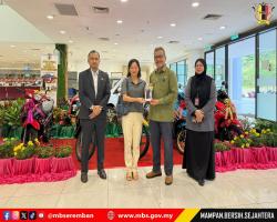 MAJLIS PENYAMPAIAN HADIAH KEMPEN CABUTAN BERTUAH KEPADA PEMBAYAR SECARA ATAS TALIAN DENGAN BAYARAN PENUH CUKAI TAKSIRAN SEHINGGA 31 DISEMBER 2026