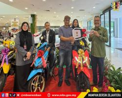 MAJLIS PENYAMPAIAN HADIAH KEMPEN CABUTAN BERTUAH KEPADA PEMBAYAR SECARA ATAS TALIAN DENGAN BAYARAN PENUH CUKAI TAKSIRAN SEHINGGA 31 DISEMBER 2026