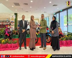 MAJLIS PENYAMPAIAN HADIAH KEMPEN CABUTAN BERTUAH KEPADA PEMBAYAR SECARA ATAS TALIAN DENGAN BAYARAN PENUH CUKAI TAKSIRAN SEHINGGA 31 DISEMBER 2026