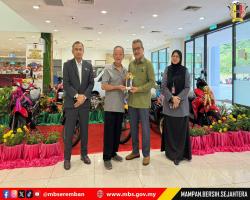 MAJLIS PENYAMPAIAN HADIAH KEMPEN CABUTAN BERTUAH KEPADA PEMBAYAR SECARA ATAS TALIAN DENGAN BAYARAN PENUH CUKAI TAKSIRAN SEHINGGA 31 DISEMBER 2026