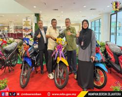 MAJLIS PENYAMPAIAN HADIAH KEMPEN CABUTAN BERTUAH KEPADA PEMBAYAR SECARA ATAS TALIAN DENGAN BAYARAN PENUH CUKAI TAKSIRAN SEHINGGA 31 DISEMBER 2026