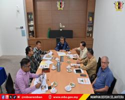 KUNJUNGAN HORMAT YB TUAN YAP YEW WENG, ADUN MAMBAU KEPADA YBHG. DATUK  BANDAR MAJLIS BANDARAYA SEREMBAN