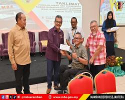 MAJLIS PENYERAHAN SURAT LANTIKAN PENGANJURAN BAZAR RAMADAN DALAM KAWASAN MAJLIS BANDARAYA SEREMBAN