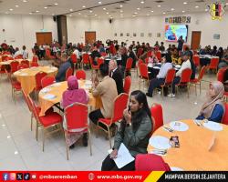 MAJLIS PENYERAHAN SURAT LANTIKAN PENGANJURAN BAZAR RAMADAN DALAM KAWASAN MAJLIS BANDARAYA SEREMBAN