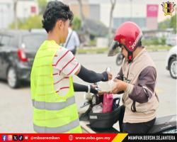 AGIHAN BUBUR LAMBUK DI BAZAR PUTRA NILAI