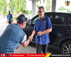 TURUN PADANG YB ADUN NILAI DAN DATUK BANDAR MBS KE SEKITAR NILAI