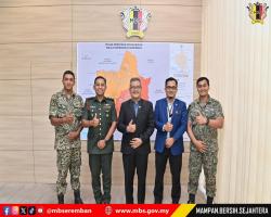 KUNJUNGAN HORMAT TIMBALAN KOMANDER REJIMEN 508 ASKAR WATANIAH