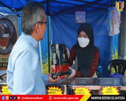 LAWATAN DATUK BANDAR DI BAZAR RAMADAN MERCHANT SQUARE, SENDAYAN