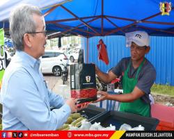 LAWATAN DATUK BANDAR DI BAZAR RAMADAN MERCHANT SQUARE, SENDAYAN